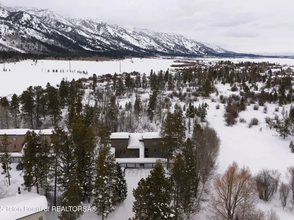 4425 Berry Dr #3-37-2, Wilson, WY 83014