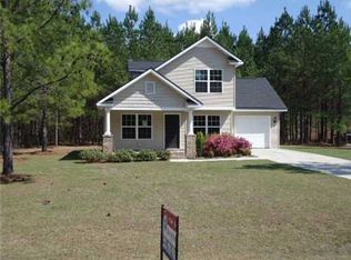 106 Berry Ln, Clyo, GA 31303