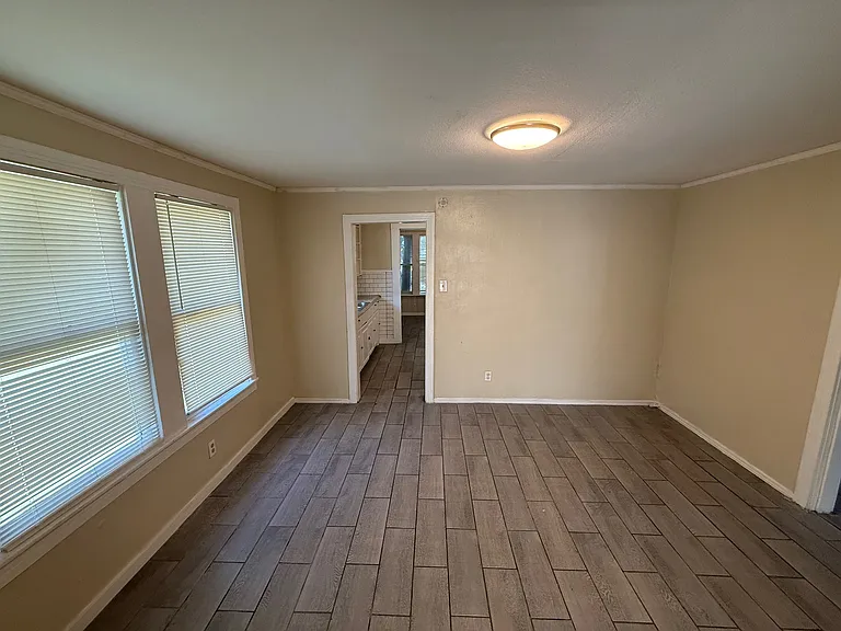 3710 Guaranty St — Photo 5