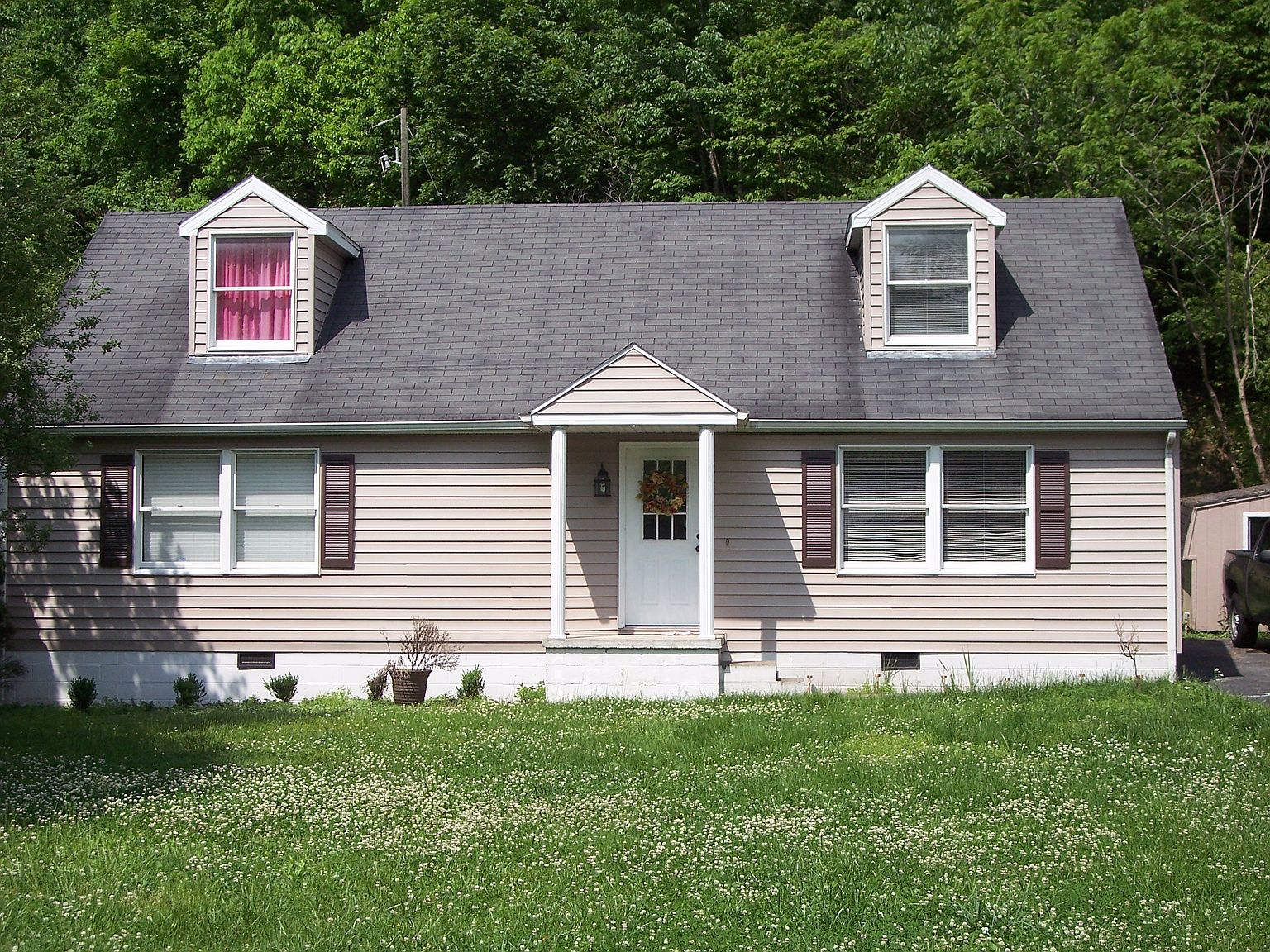 184 Keene Village Dr, Raccoon, KY 41557 Zillow