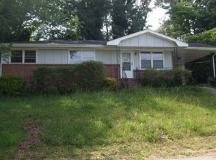 4789 Pinedale Dr, Forest Park, GA 30297