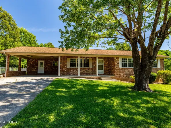 2828 Shady Ln, Maryville, TN 37803