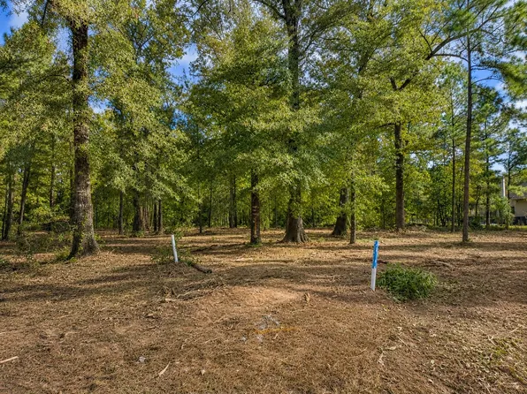 4 Lochinvar Ln, Shreveport, LA 71106