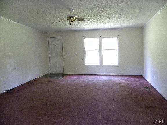 2nd image of 11 Tracie Dr