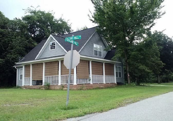 2nd image of 720 Sugar Hill Ln