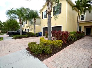 7770 Moonstone Dr #7-104, Sarasota, FL 34233