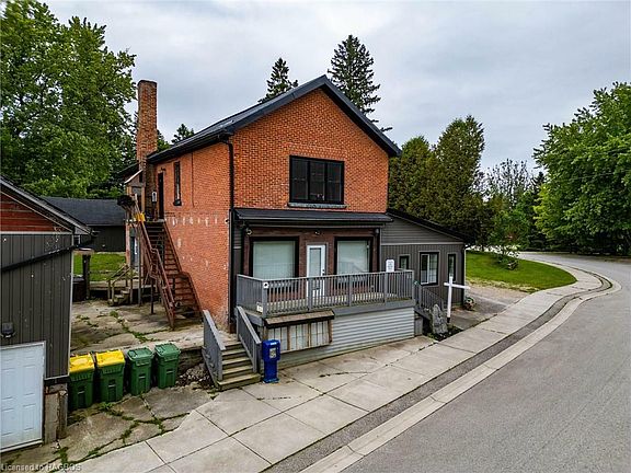 4th image of 162 Kincardine St