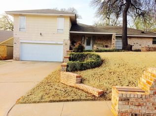 912 Belle Air Ave, Edmond, OK 73013