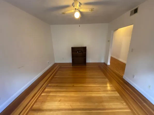 (undisclosed Address), Somerville, MA 02145
