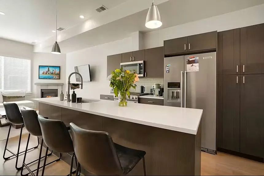 2 bed, 2.5 bath, 1396 sqft, $3,750 — Photo 1