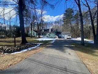 3rd image of 23 WOODHAVEN DRIVE