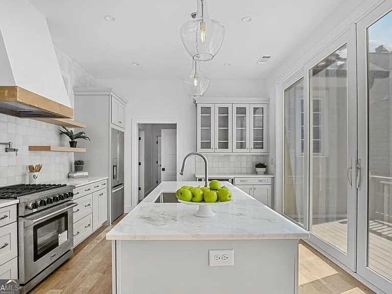 930 Laurel Brooke Ave #LEASE PURCHASE OPTIO — Photo 2