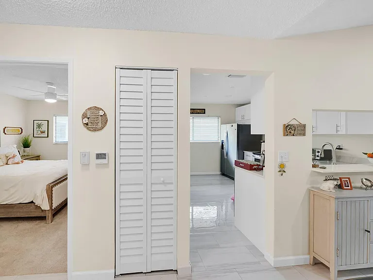 15011 Ashland Cir #23 — Photo 19
