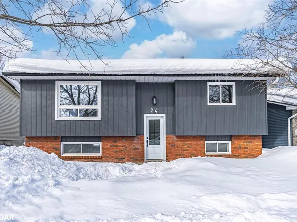 24 Shannon St, Orillia, ON L3V 7K4
