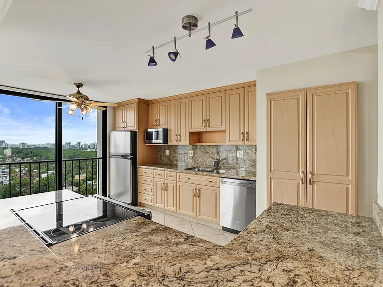 1901 N Ocean Blvd #STHC — Photo 10