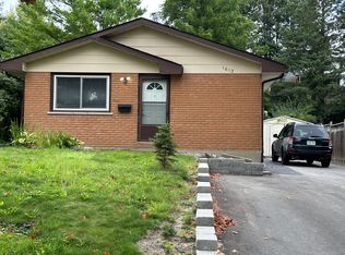 1612 Cherryhill Rd, Peterborough, ON K9K1A8