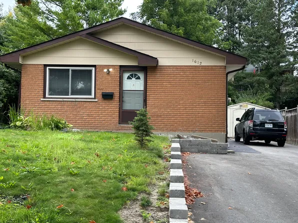 1612 Cherryhill Rd, Peterborough, ON K9K 1A8