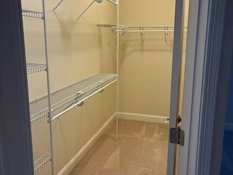216 Holm Pl — Photo 22