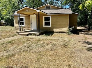 1215 N 46th St, Fort Smith, AR 72904