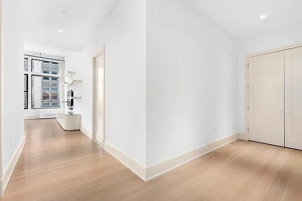 Rented by Compass | media 30