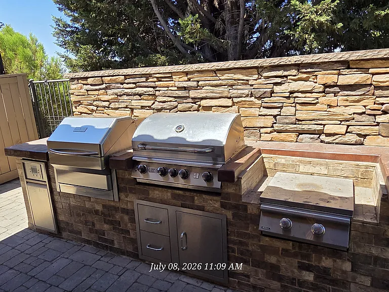 1340 Long View Dr — Photo 25