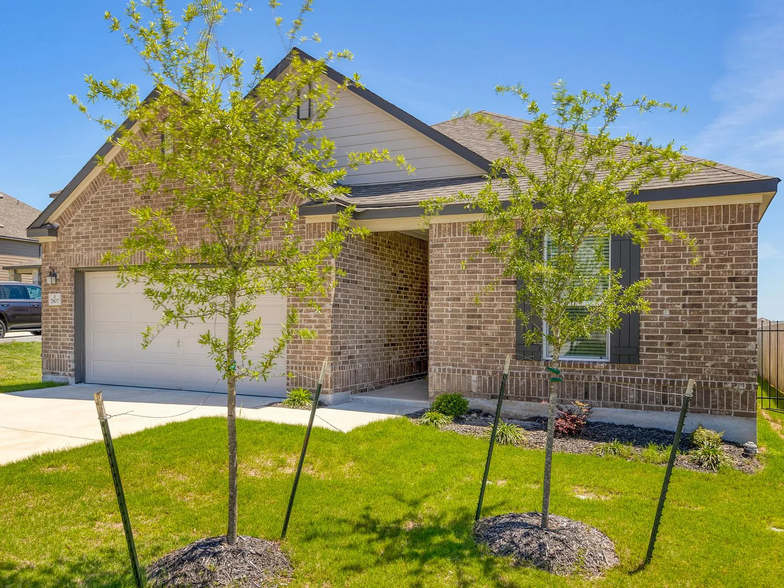4 bed, 1678 sqft, $2,700 — Photo 2