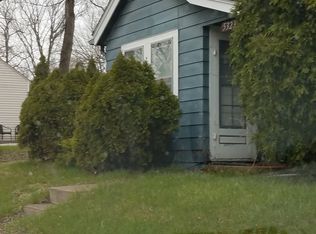 5323 12th Ave, Moline, IL 61265