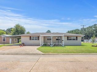 603 E 4th St, Jennings, LA 70546