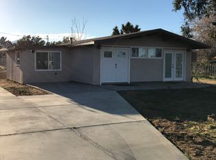 7590 Palm Ave, Yucca Valley, CA 92284