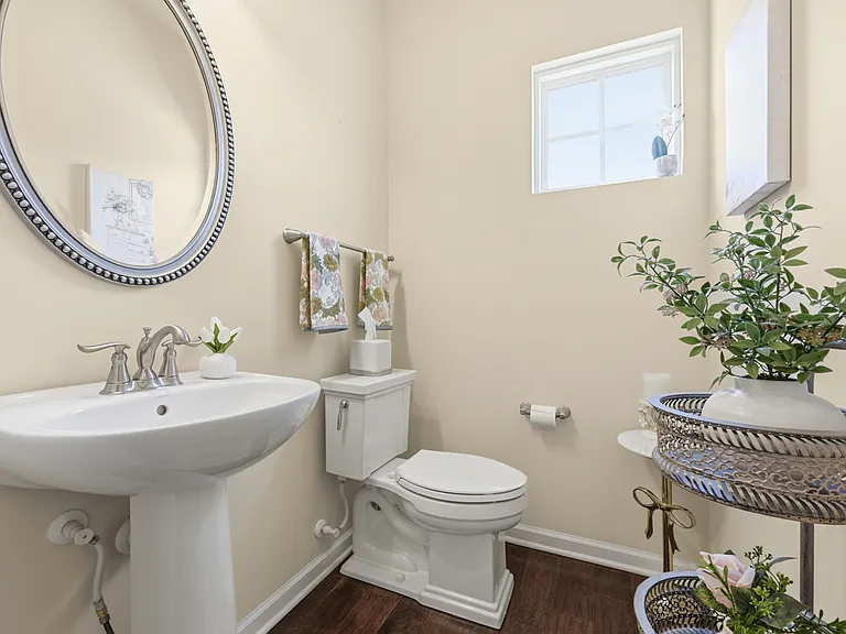 601 Pointe View Dr — Photo 39