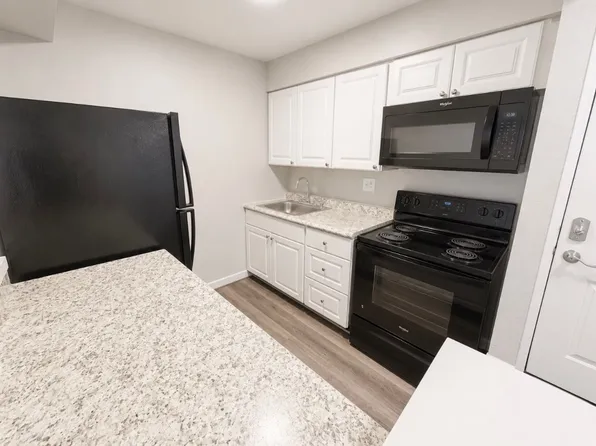 Kingman, 3205 Kingman Blvd #202, Des Moines, IA 50311