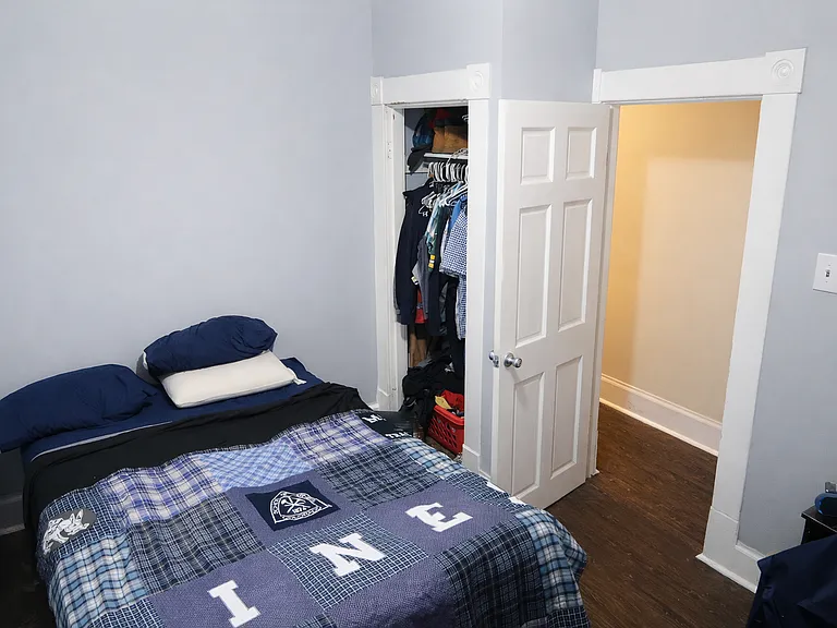 1515 Summit St — Photo 12