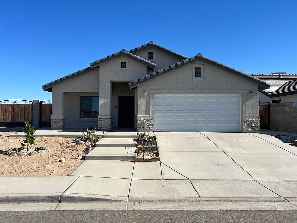 1st image of 375 N Saguaro Ave