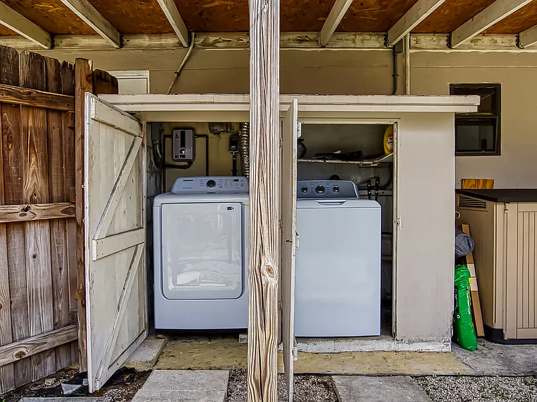 washer and dryer