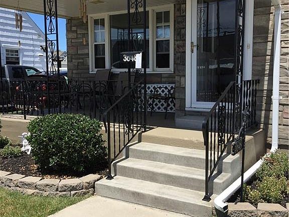 2nd image of 3648 Sherwood Ave