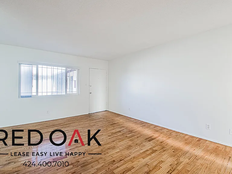 1156 Exposition Blvd #13 — Photo 4