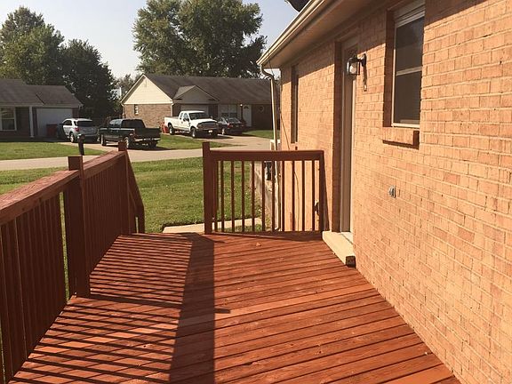 3rd image of 501 Shenandoah Dr