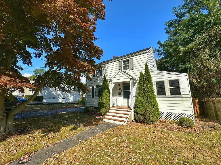 84 Sunnyridge Ave — Photo 17