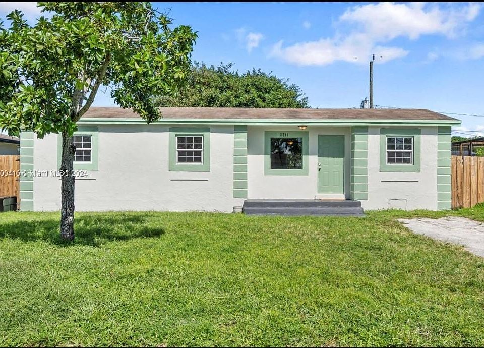 1st image of 2781 NW 23rd St
