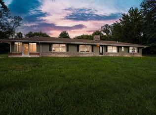 7887 Enon Dr, Roanoke, VA 24019