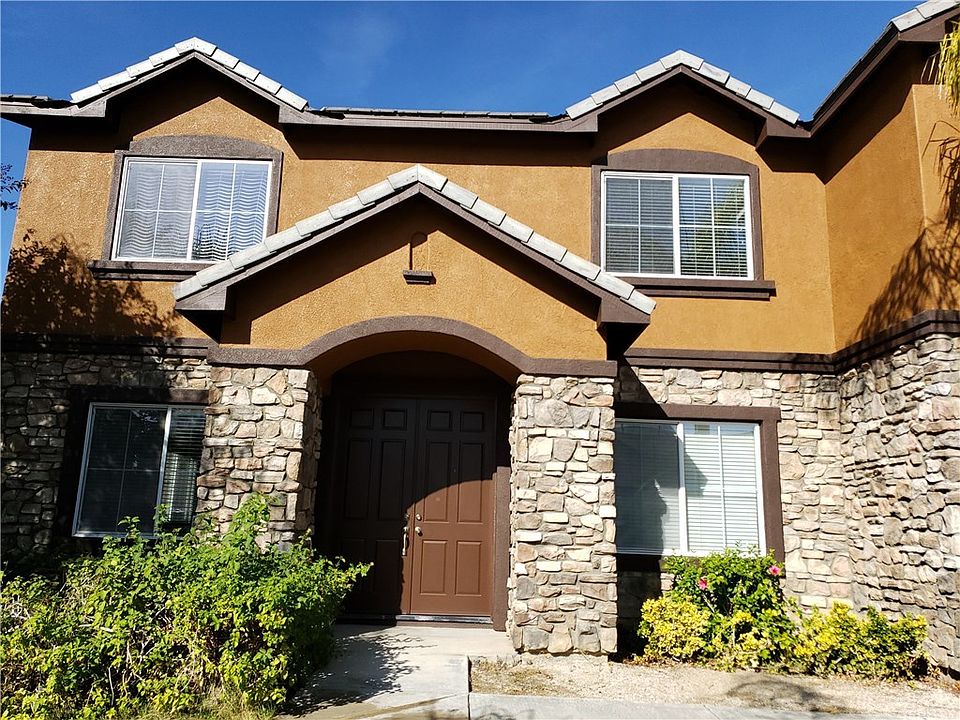 1st image of 36053 Redgrave Way