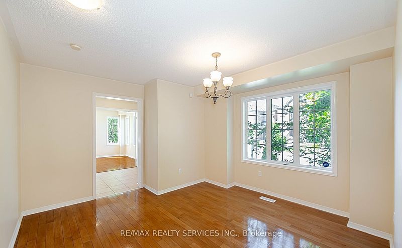 Mississauga House for rent - 3 Bedrooms — photo 8