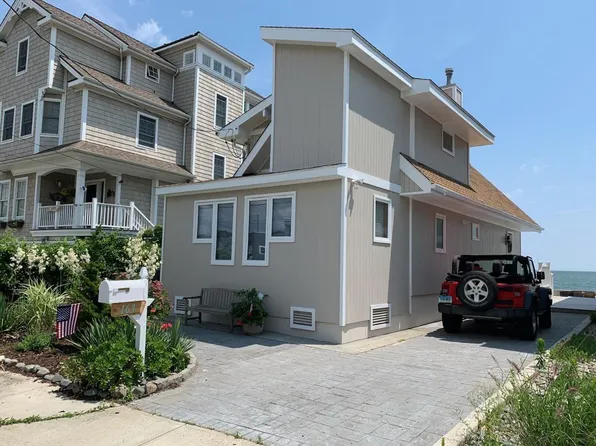 163 Hillside Ave, Milford, CT 06460