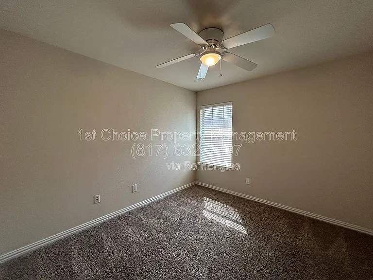 1835 Woodchase Dr — Photo 20