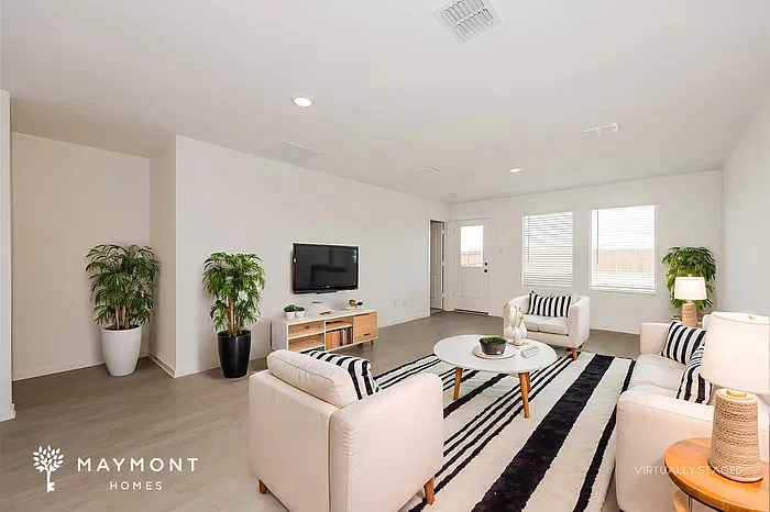 3 bed, 2.0 bath, 1311 sqft, $1,945 — Photo 4