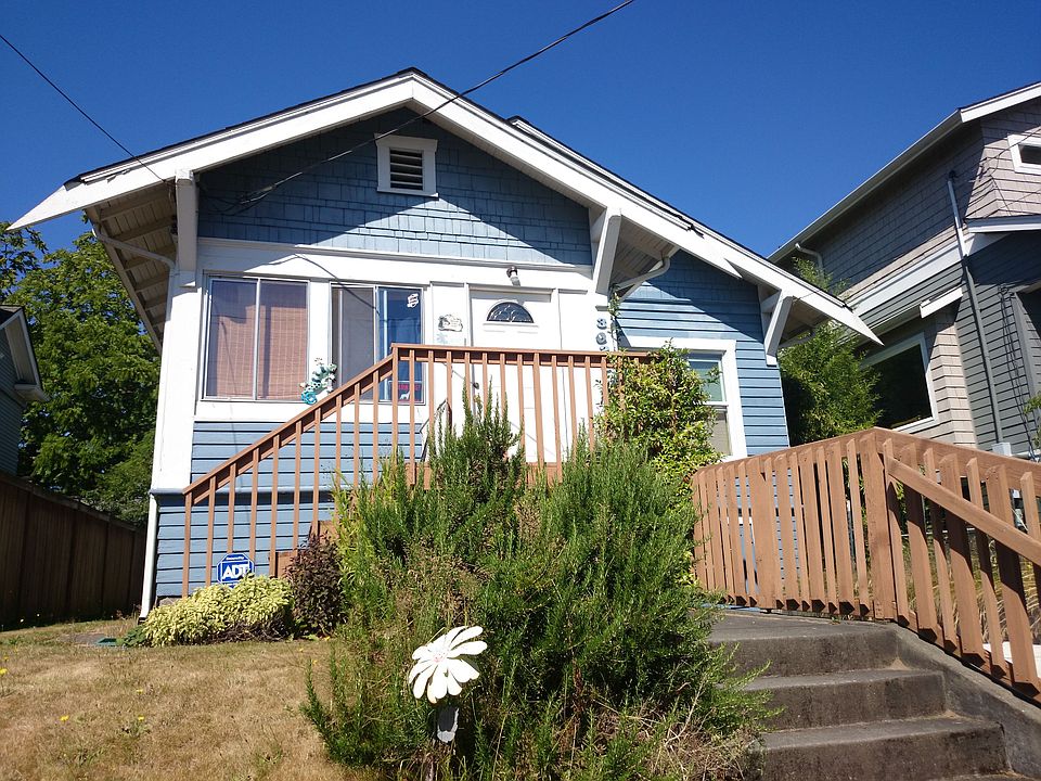 2nd image of 3025 Belvidere Ave SW
