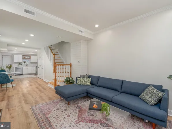 139 N Port St, Baltimore, MD 21224