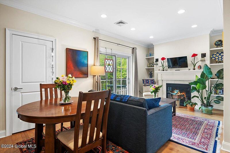 4th image of 97 East Avenue Unit 303