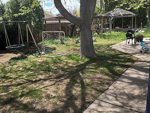 2nd image of 1246 W Idaho Ave