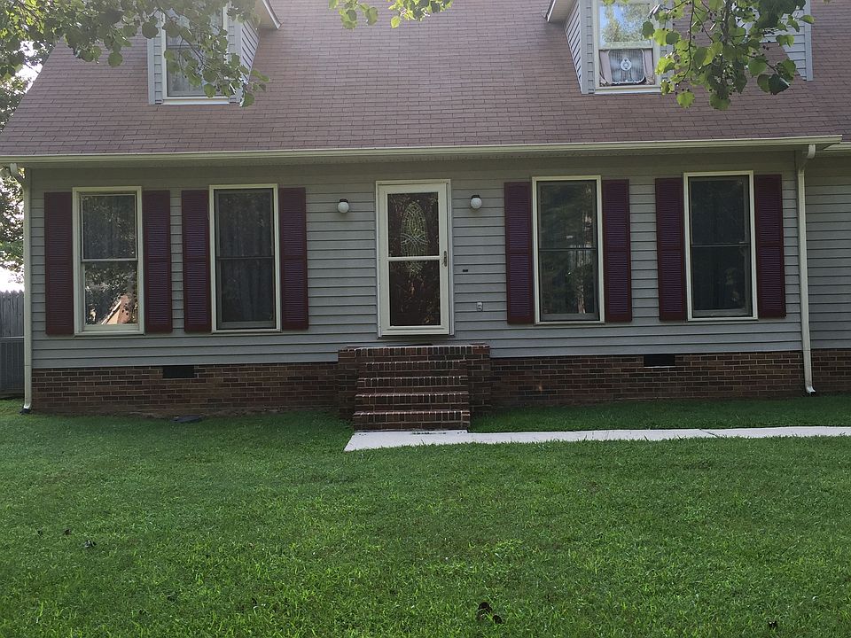 Nice home in great area. 